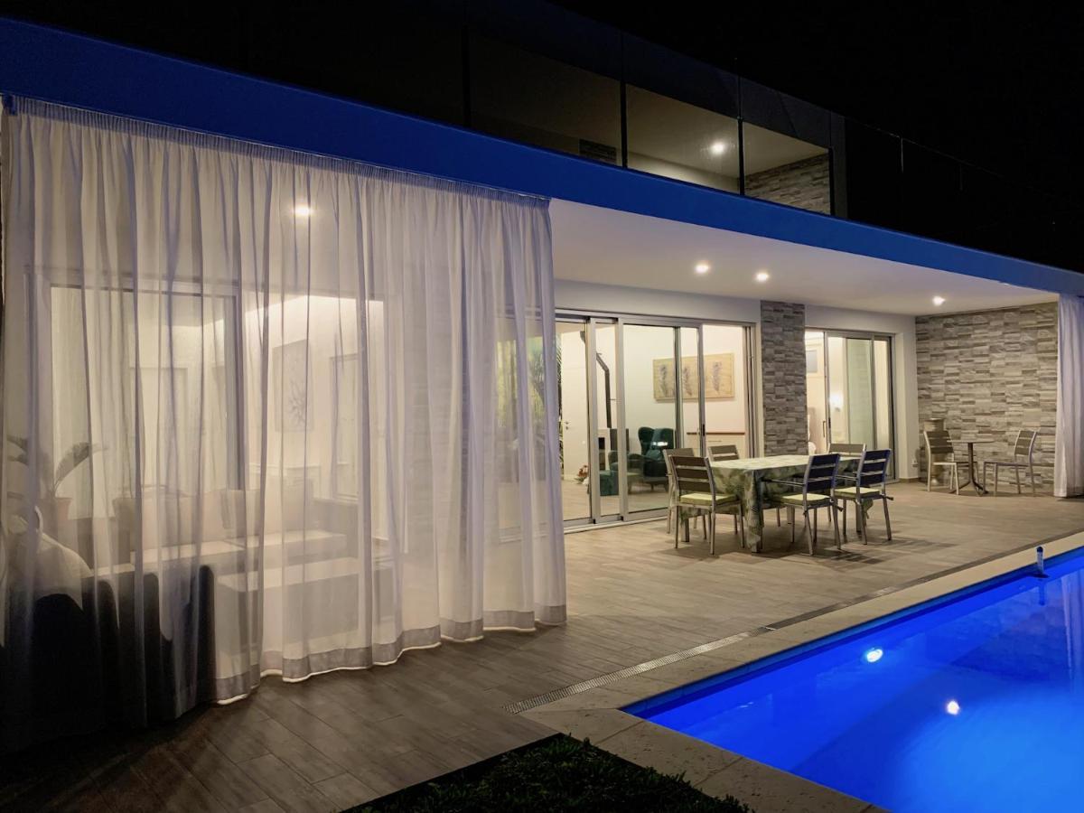 ריביירה בראבה Holiday Apartment Sunset Ocean מראה חיצוני תמונה