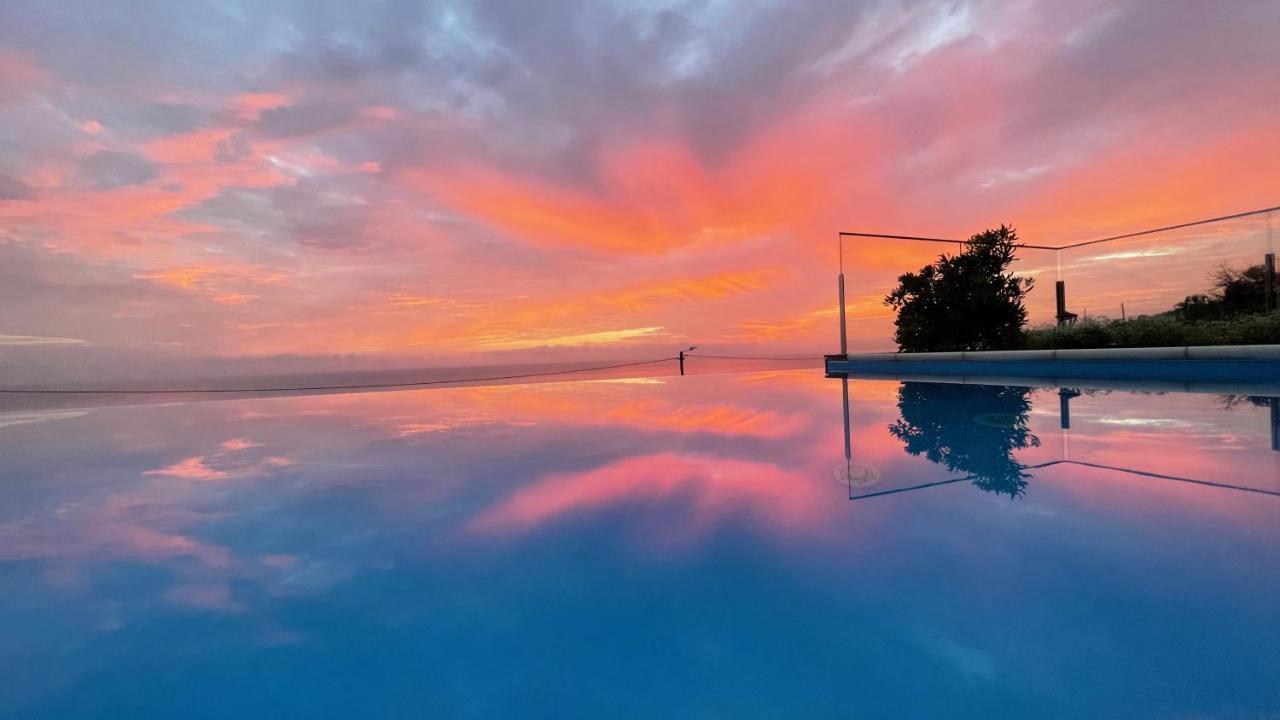 ריביירה בראבה Holiday Apartment Sunset Ocean מראה חיצוני תמונה